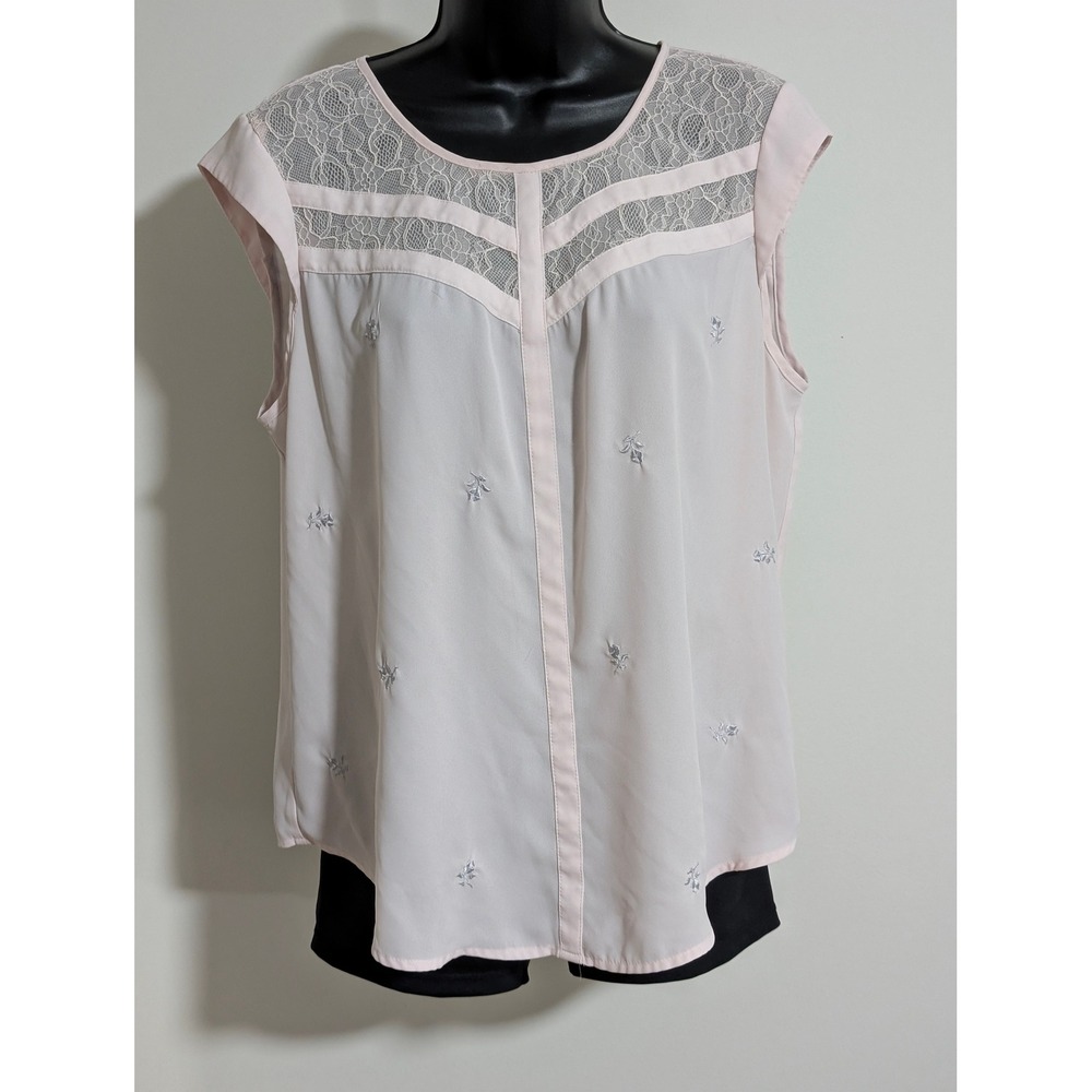 Candie's Lace Top Sleeveless Blouse Embroidered Accents Pink Size L